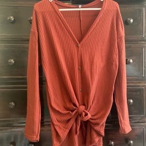 Waffle Knit Bottom Knot Top *